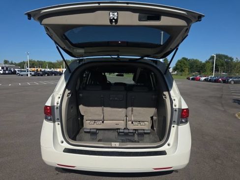 Used 2016 Honda Odyssey SE image 9
