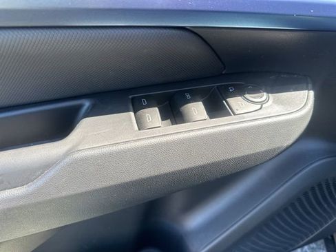 New 2026 Chevrolet Equinox EV LT image 13