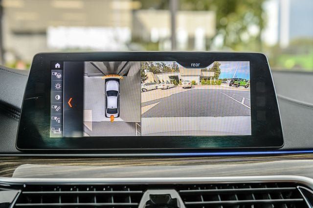 Used 2017 BMW 540i RWD image 19