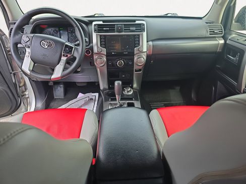 Used 2024 Toyota 4Runner SR5 AWD/4WD image 5