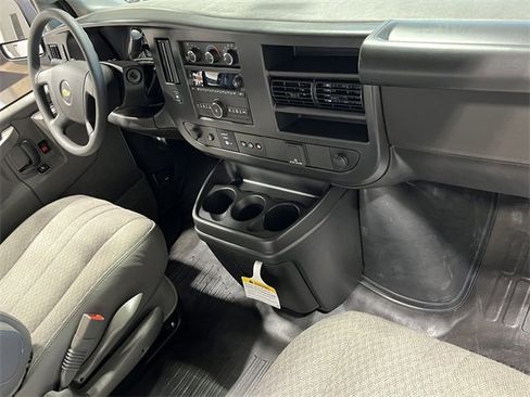 New 2025 Chevrolet Express 2500 w/ Enhanced Convenience Package image 15