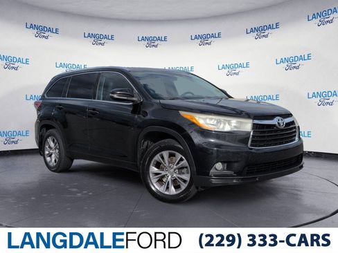 Used 2014 Toyota Highlander XLE image 1