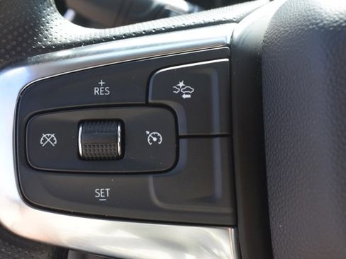 Used 2025 Chevrolet Blazer LT AWD/4WD image 20