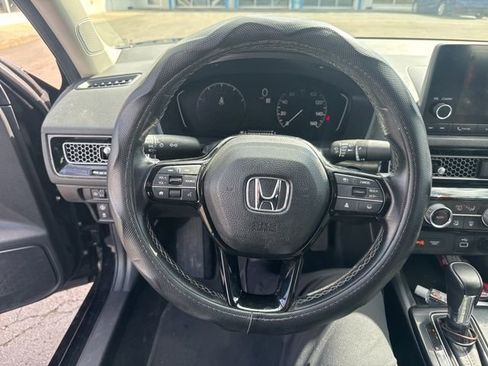 Used 2023 Honda Civic EX image 5