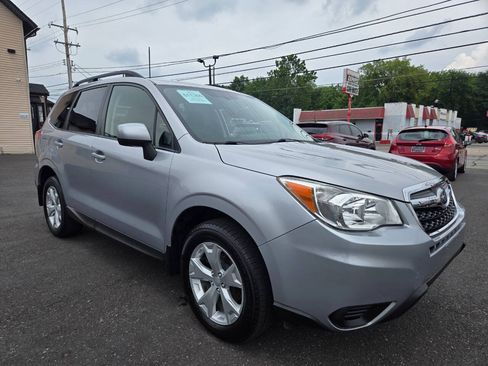 Used 2014 Subaru Forester 2.5i Premium w/ Popular Package #2 AWD/4WD image 4