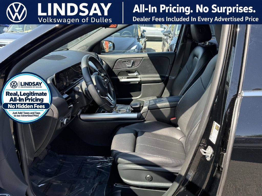 Used 2023 Mercedes-Benz GLA 250 4MATIC image 11