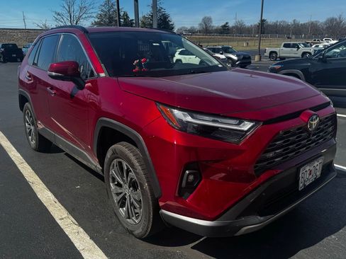 Used 2023 Toyota RAV4 Limited AWD/4WD image 1