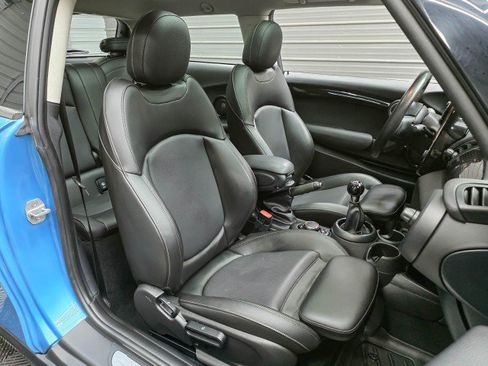 Used 2019 MINI Cooper S FWD image 13