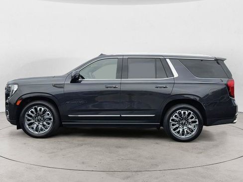 Used 2023 GMC Yukon Denali Ultimate AWD/4WD image 6
