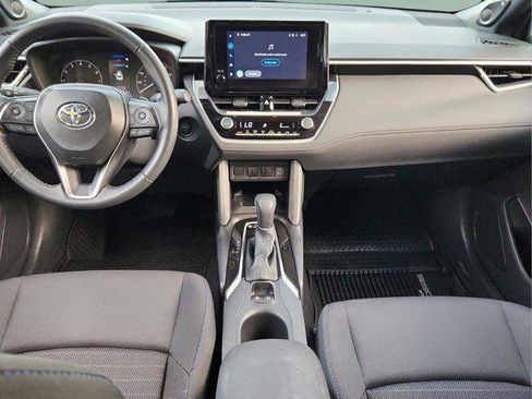 Certified 2025 Toyota Corolla Cross AWD Hybrid w/ Moonroof Package image 11
