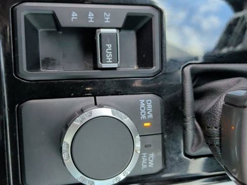 Used 2023 Toyota Tundra 1794 Edition image 31