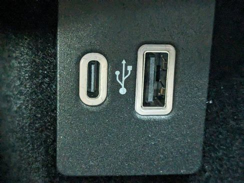 Certified 2023 Lincoln Nautilus Reserve w/ Monochromatic Package image 26