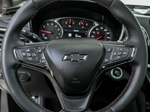 Used 2024 Chevrolet Equinox RS w/ RS Leather Package AWD/4WD image 23