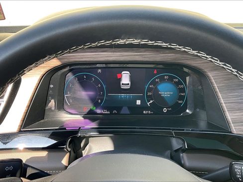 Certified 2025 Volkswagen Atlas SEL image 20