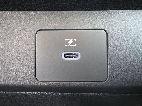 New 2026 Nissan Sentra SR w/ Floor Mat Package FWD image 39