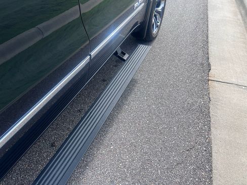 Used 2019 RAM 1500 Limited AWD/4WD image 16