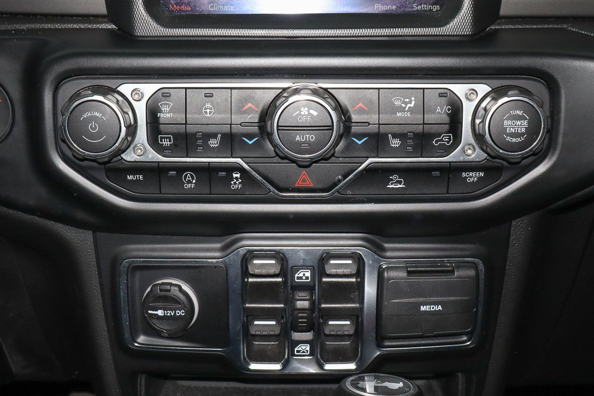 Used 2022 Jeep Wrangler Unlimited Sport AWD/4WD image 26