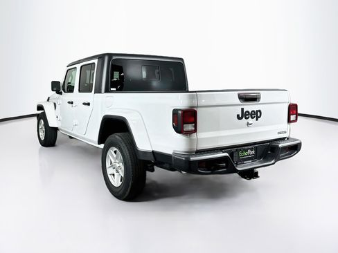 Used 2021 Jeep Gladiator Sport AWD/4WD image 5