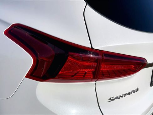 Used 2020 Hyundai Santa Fe Limited FWD image 29