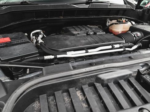 Used 2022 Chevrolet Silverado 1500 Custom Trail Boss image 30