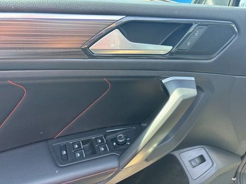Used 2024 Volkswagen Tiguan Wolfsburg Edition image 32
