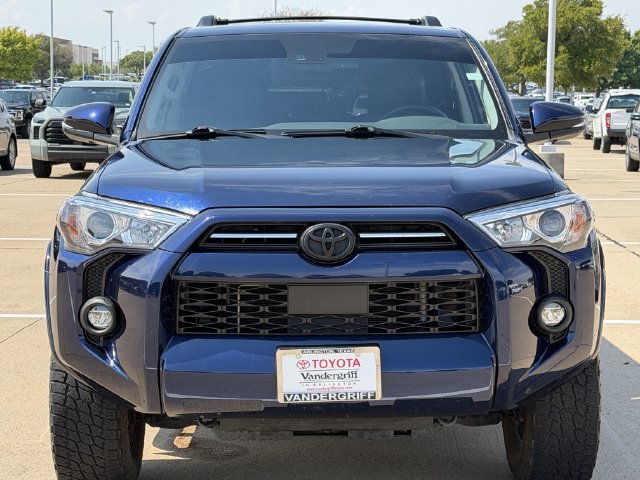 Used 2023 Toyota 4Runner SR5 Premium w/ Moonroof Package AWD/4WD image 7