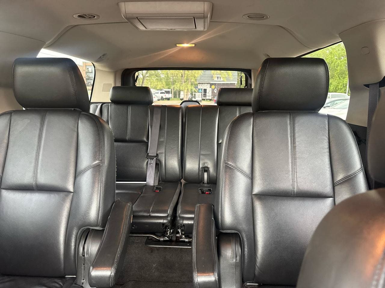 Used 2013 Chevrolet Suburban LT AWD/4WD image 12