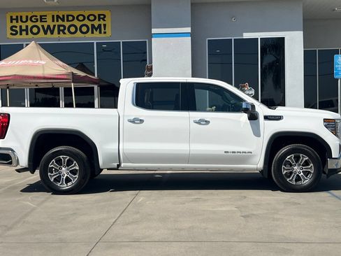Used 2026 GMC Sierra 1500 SLT RWD image 3