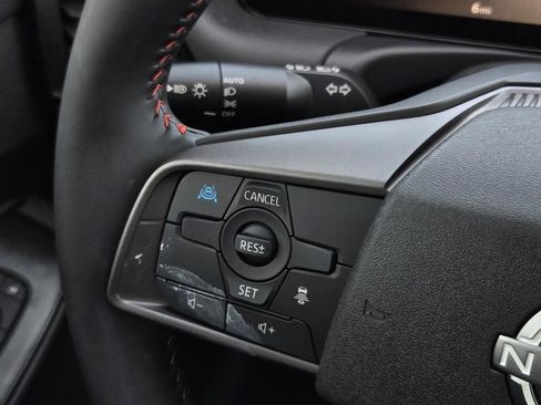 New 2026 Nissan Sentra SR w/ SR Premium Package FWD image 25