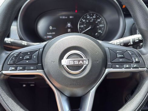 Used 2023 Nissan Kicks SV FWD image 14