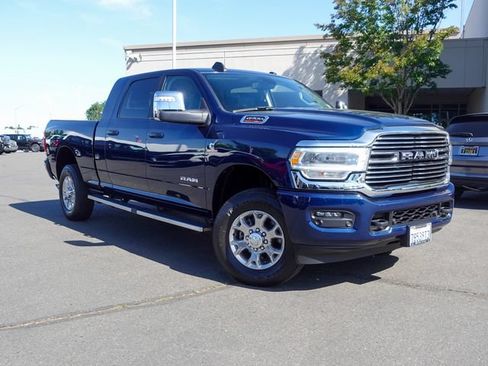 Used 2023 RAM 2500 Laramie AWD/4WD image 5
