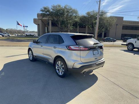 Used 2024 Ford Edge Titanium image 5
