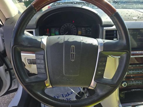 Used 2011 Lincoln MKZ Base 4dr Sedan w/ 201A Rapid Spec Order Code image 16