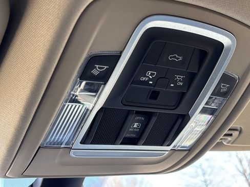 Used 2020 RAM 1500 Laramie image 42