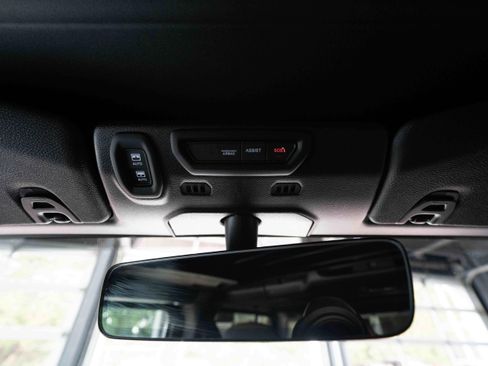 Used 2023 Jeep Wrangler Unlimited w/ Sun & Screen Package AWD/4WD image 18