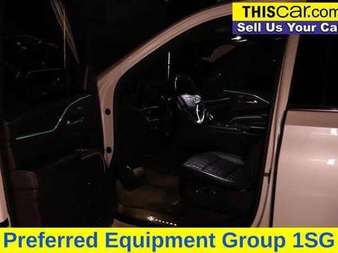 Used 2023 Cadillac Escalade Premium Luxury Platinum AWD/4WD image 16