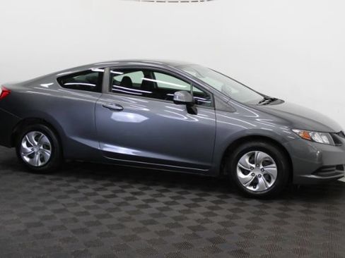 Used 2013 Honda Civic LX image 3