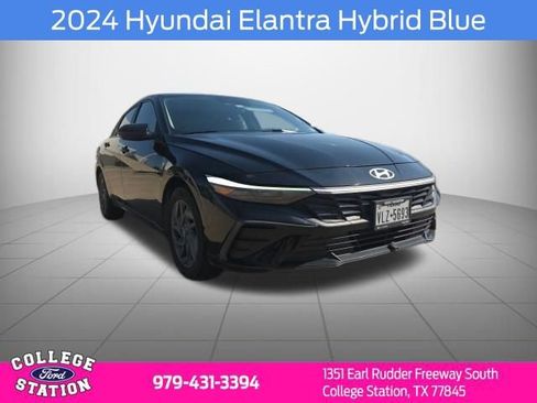 Used 2024 Hyundai Elantra Blue FWD image 1