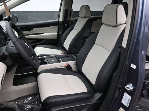 New 2026 Honda Odyssey Elite image 15
