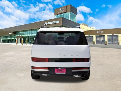 Used 2025 Hyundai Santa Fe Limited FWD image 7