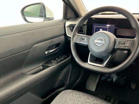 New 2025 Nissan Kicks SV w/ SV Premium Package image 11