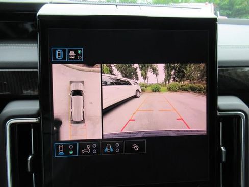 Used 2025 GMC Yukon XL Elevation RWD image 30