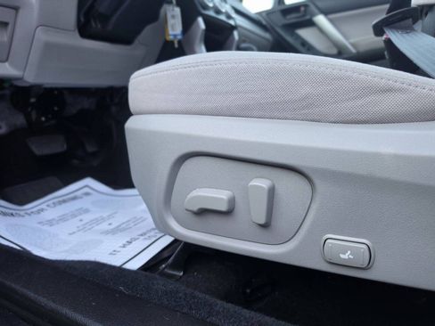Used 2016 Subaru Forester 2.5i Premium AWD/4WD image 49