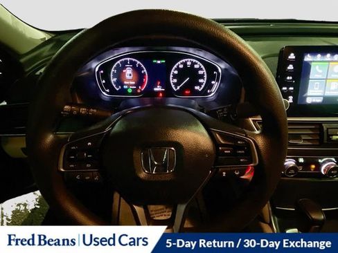 Used 2020 Honda Accord EX image 11