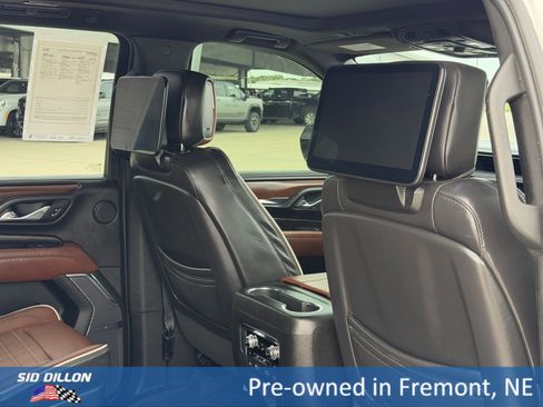 Used 2023 GMC Yukon XL Denali Ultimate AWD/4WD image 22