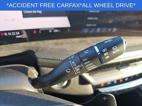 Used 2024 Cadillac XT4 Sport image 38