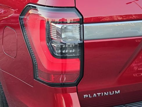 Used 2019 Ford Expedition Platinum image 39