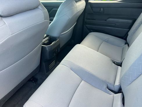 Used 2024 Toyota Tacoma SR5 AWD/4WD image 12
