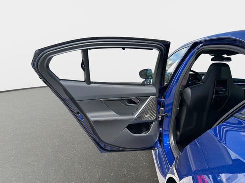 Used 2025 BMW M5 AWD/4WD image 30