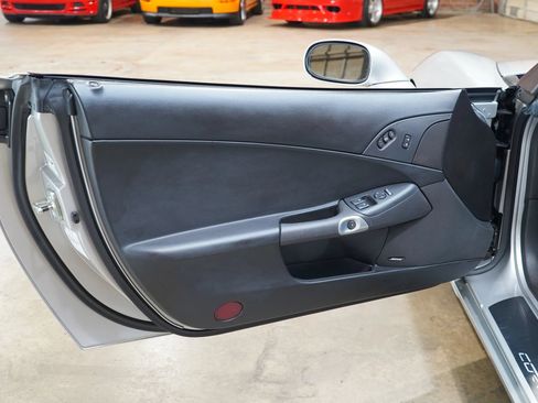 Used 2006 Chevrolet Corvette Convertible w/ Preferred Equipment Group RWD image 40